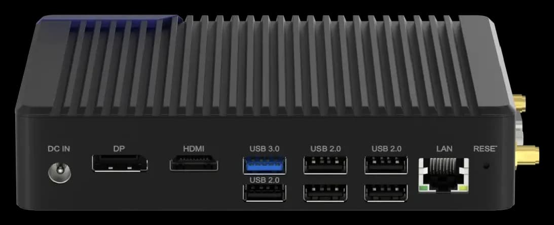 Задняя панель медиаплеера CVP-260: разъёмы питания, DisplayPort, HDMI, USB и Ethernet с подписями